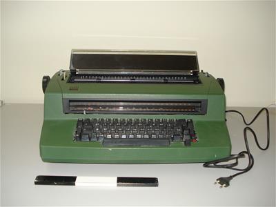 Ηλεκτρική γραφομηχανή IBM Selectric III