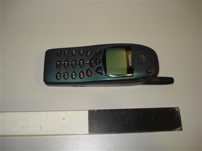 Κινητό τηλέφωνο Nokia 6110