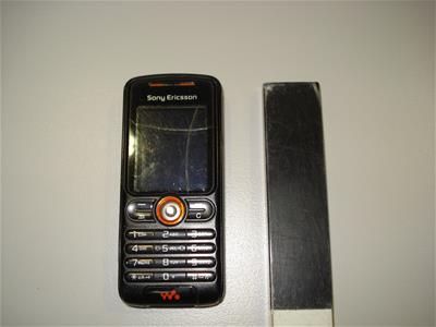 Κινητό τηλέφωνο Sony Ericcson W200i