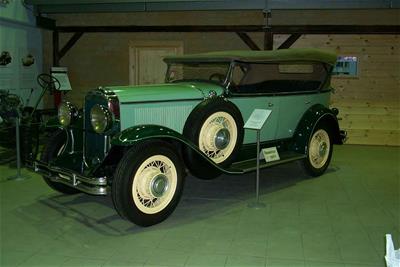 Αυτοκίνητο Buick 60 Dual Cowl Phaeton