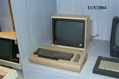 ΗΛΕΚΤΡΟΝΙΚΟΣ ΥΠΟΛΟΓΙΣΤΗΣ Η/Υ COMMODORE 64